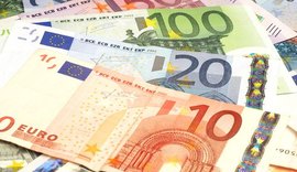 Índices acionários europeus recuam com fortalecimento do euro