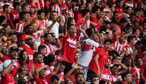 CRB baixa preço de ingresso e dispensa meia Diego Torres