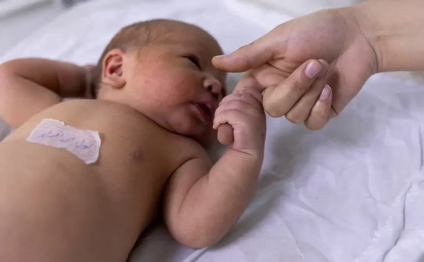 Teste do olhinho deve ser repetido três vezes ao ano até os 3 anos