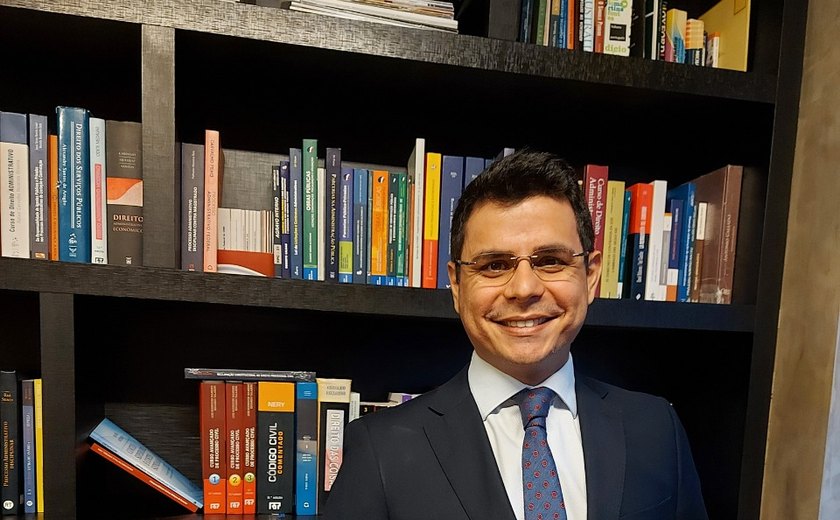 Mestre em Direito Público pela Ufal lança livro de aplicação de conceitos jurídicos
