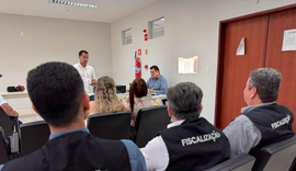 Equipe de fiscalização da Junta Comercial de Alagoas vistoria leilão em Arapiraca