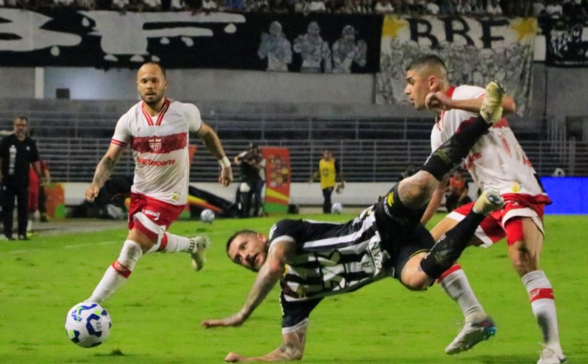 Neymar volta, mas CRB elimina Santos da Copa do Brasil nos pênaltis