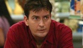Sheen coloca mansão de R$ 32 milhões em Beverly Hills à venda