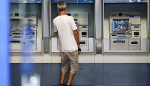 Novo imposto sobre transações deve taxar saques e depósitos em 0,40%