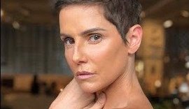 Deborah Secco doa casa para mãe de 6 filhos na Bahia