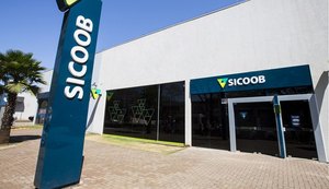 Educador financeiro do Sicoob orienta como aproveitar com consciência o mês de descontos