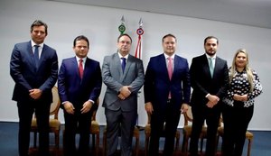 Durante solenidade de posse, Renan Filho destaca capacidade técnica de novos secretários