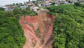 Santa Amélia: erosão causa medo aos moradores