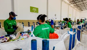 Recicleiros: Arapiraca e Teotônio Vilela vencem seleção nacional e concorrem a R$ 5 milhões