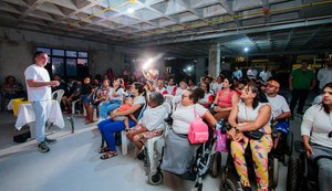 Governador reforça compromisso com inclusão em visita à obra da Pestalozzi
