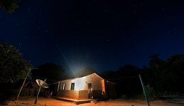 Sancionada conta de luz gratuita para famílias de baixa renda