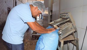 Vigilância Sanitária recomenda cuidados com gelo utilizado em bebidas