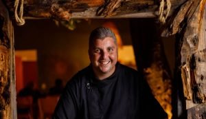 Chef Serginho Jucá assina jantar de encerramento do Festival de Inverno Palato em Maceió