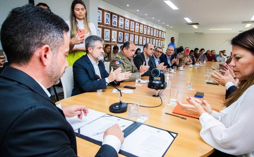 Governo anuncia convocação dos concursados da PM e Bombeiros em data única