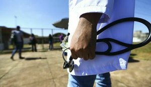 Piso da Enfermagem: 2024 começa ainda sem acordo sobre salário da categoria