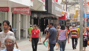 Confira funcionamento de shoppings, supermercados e comércio no feriado