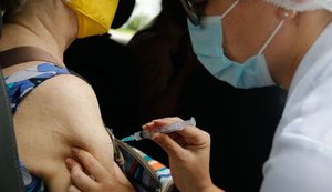 Começa nesta segunda-feira em Maragogi vacinação de pessoas com 50 anos