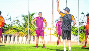 CRB começa a reformular elenco antes de último jogo