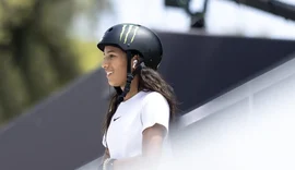 Rayssa Leal estreia na temporada da SLS com vitória na etapa de Miami