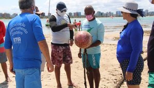 IMA se reúne com pescadores para reorganizar passeios às piscinas naturais da Pajuçara