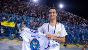 JHC prestigia desfile da Beija-Flor que homenageou Maceió no Carnaval 2024