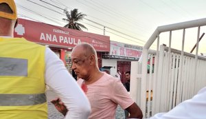 Ronda no Bairro socorre idoso vítima de queda no Jacintinho
