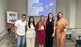 Delegadas da Polícia Civil reforçam importância do acolhimento humanizado em evento da RAV