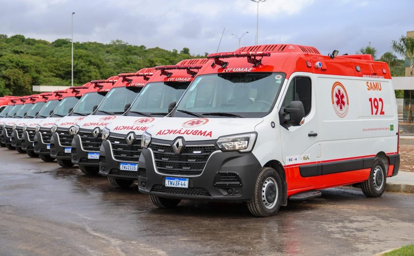 Governador Paulo Dantas entrega ambulâncias do Samu para Atalaia e São Sebastião