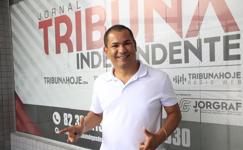 Candidato a deputado federal Flávio Moreno faz visita à Tribuna e reafirma apoio a Bolsonaro