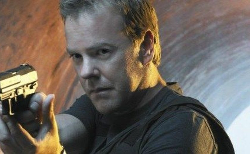 Ator Kiefer Sutherland, da série ’24 Horas’, se fere gravemente em ônibus