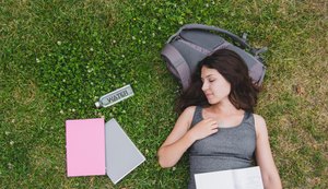 Férias sem culpa: como estudantes podem praticar o autocuidado?