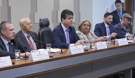 Congresso Nacional avança no debate sobre criação do Médicos pelo Brasil