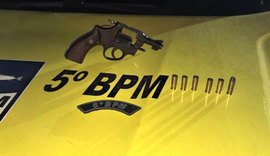 Dupla é presa pela PM por porte ilegal de arma de fogo e receptação no Cidade Universitária