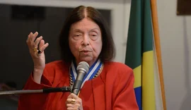 Academia Brasileira de Letras fará homenagem para Nélida Pinõn