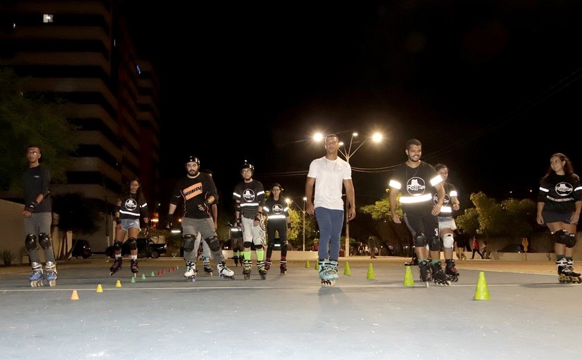Grupo de patinação promove integração, esporte e lazer