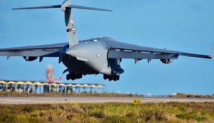 Avião cai sobre multidão na Alemanha