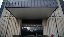 Estoque de crédito no Brasil sobe 1,2% em novembro, diz BC