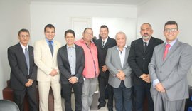 Médicos são homenageados na Câmara de Delmiro Gouveia