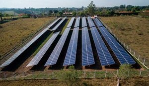 Cooperativas e fazendas solares são alternativas para alto custo da energia elétrica