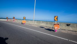 Muro de contenção da Ponte Divaldo Suruagy recebe reparos