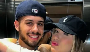Cantor Zé Felipe teria traído Vírginia com bailarina da banda