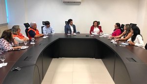 GT do Pinheiro entrega a Rui Palmeira e Renan Filho projeto meteorológico da Ufal