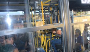 Câmara cobra da SMTT para que empresários de ônibus cumpram remoção das catracas duplas