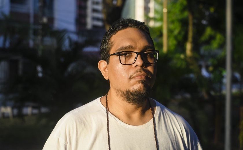 Richard Plácido lança “Iberê a cavalo”, livro de contos que percorre os limites entre memória e invenção