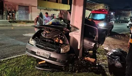 Jovem de 19 anos morre após colidir veículo em poste na parte alta de Maceió