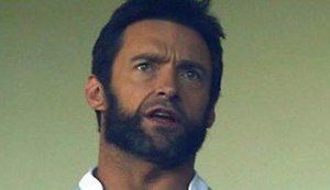 Hugh Jackman revela ter sido abandonado pela mãe aos oito anos: 'Traumático'