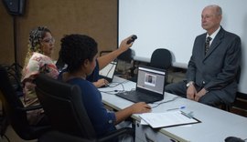 Presidente do TCE/AL alerta sobre a importância de cadastro dos servidores no ponto facial