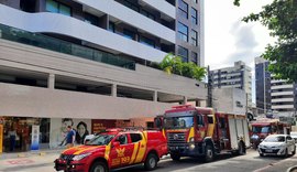 Incêndio destrói quarto de apartamento no bairro da Ponta Verde