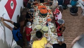 Natal Sem Fome: MST distribui mil refeições durante Ceia Solidária em Maceió