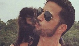 Pudim no café e babá particular: Os luxos de Twelves, o macaco do cantor Latino
